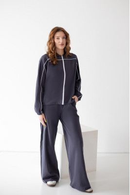 Костюм жіночий